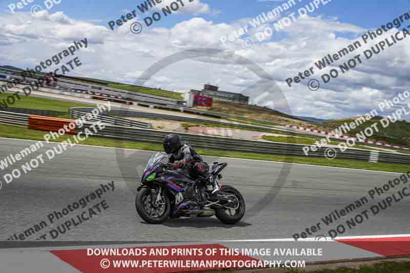 cadwell no limits trackday;cadwell park;cadwell park photographs;cadwell trackday photographs;enduro digital images;event digital images;eventdigitalimages;navarra;no limits trackdays;peter wileman photography;racing digital images;trackday digital images;trackday photos